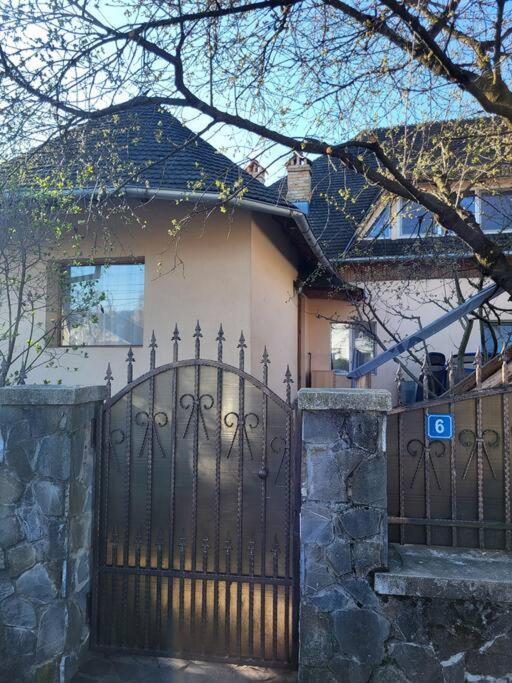 Casa Roza Apartment Breaza  Exterior photo